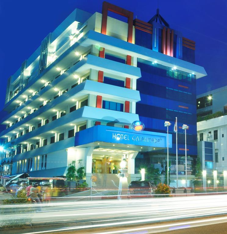 Hotel Gajahmada Понтіанак Екстер'єр фото